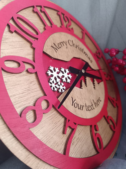 Ceas decorativ de Crăciun din lemn – personalizat prin gravură laser